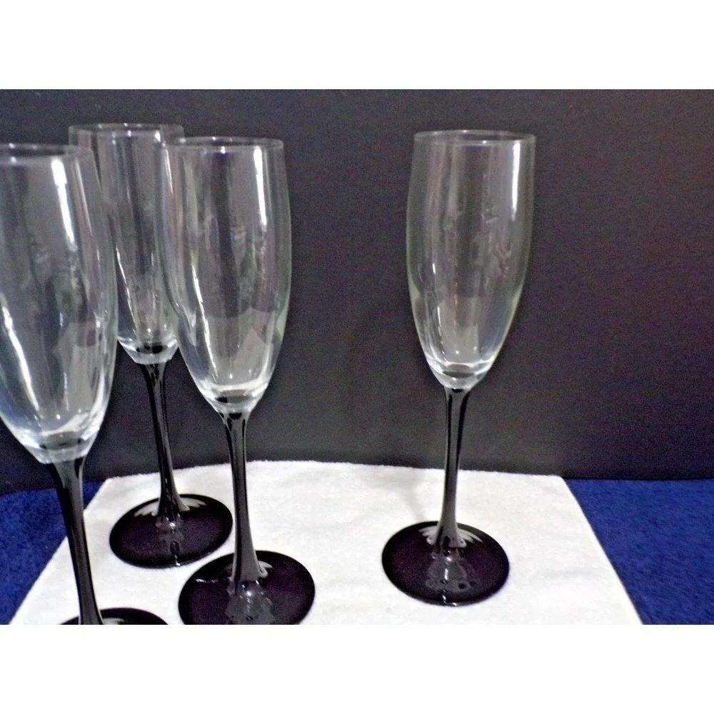Vintage Domino Luminarc Flutes Wine Glasses 6 oz Black Stem to Clear Set of 4